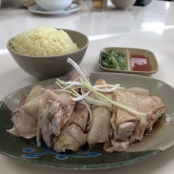 Prata Man Restaurant - Single order of boneless Hainanese chicken rice - Singaporean Near Me - Richmond, British Columbia Prata Man Restaurant - Single order of boneless Hainanese chicken rice - Singaporean Near Me - Richmond, British Columbia
