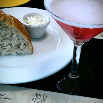 Tavern - Cosmo and complimentary bread - New American Near Me - Solana Beach, California Tavern - Cosmo and complimentary bread - New American Near Me - Solana Beach, California