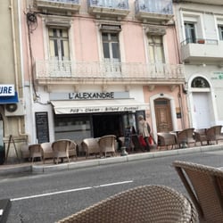L'Alexandre Café