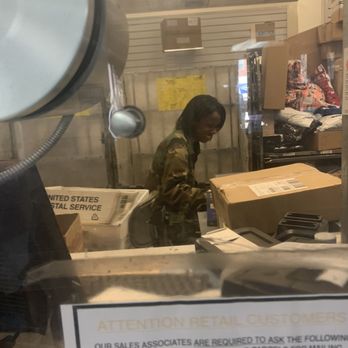 US Post Office - This is woman behind the window whom Jess said apparently didn't work there ... with that stupid grin on her face. - Post Offices Near Me - Brooklyn, New York