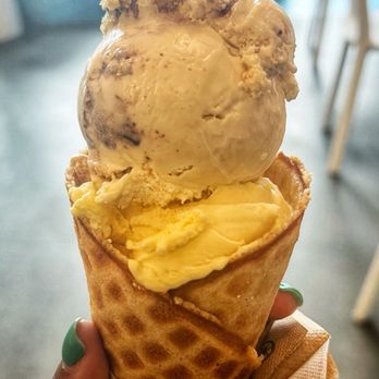 Chill Bros Scoop Shop - Ice cream with gluten free waffle cone! - Ice Cream & Frozen Yogurt Near Me - Tampa, Florida