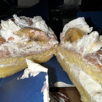 Donutique - Banana creme pie (tied with my favorite) - Coffee & Tea Near Me - Las Vegas, Nevada Donutique - Banana creme pie (tied with my favorite) - Coffee & Tea Near Me - Las Vegas, Nevada