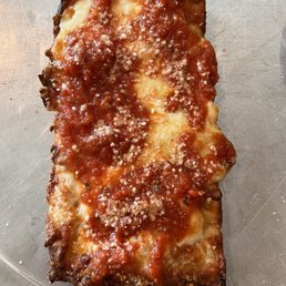 DETROIT STYLE- One Size- 10" By 14"(Cut In 6) Crispy Edges W/ Blend Mozz, Ramano, Topped With Marinara DETROIT STYLE- One Size- 10" By 14"(Cut In 6) Crispy Edges W/ Blend Mozz, Ramano, Topped With Marinara