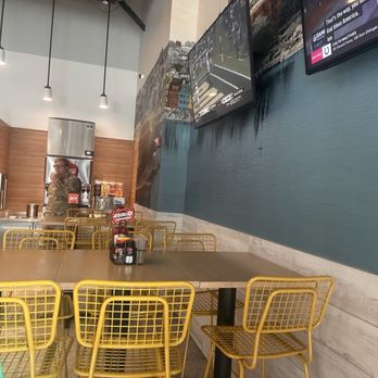 Smashburger - Interior - Burgers Near Me - Alexandria, Virginia Smashburger - Interior - Burgers Near Me - Alexandria, Virginia