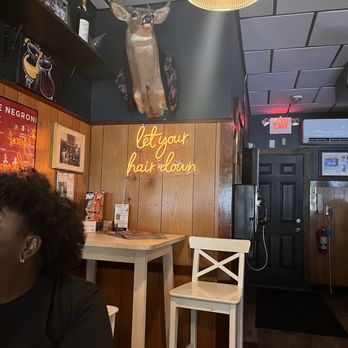 Gilligan's - Dive Bars Near Me - Providence, Rhode Island