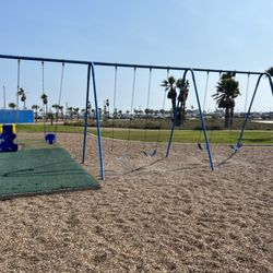 Port Aransas Community Park - Swings