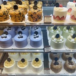 Mini cake display Mini cake display