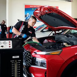 Valvoline Instant Oil Change