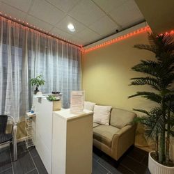 Awesome Massage & Spa