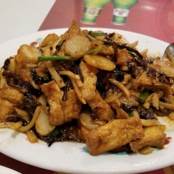 Chan's Inn - Been Curd with Tofu cooked in Garlic Sauce. 5/5 Stars as well. TASTY! - Chinese Near Me - Denver, Colorado