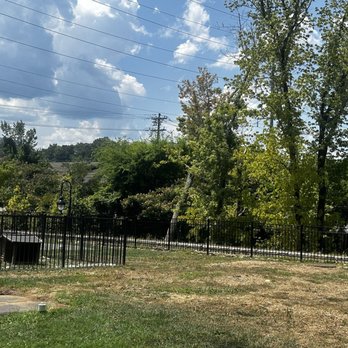 Pigeon Forge / Gatlinburg KOA - Large dog pen at this campsite - RV Parks Near Me - Pigeon Forge, Tennessee
