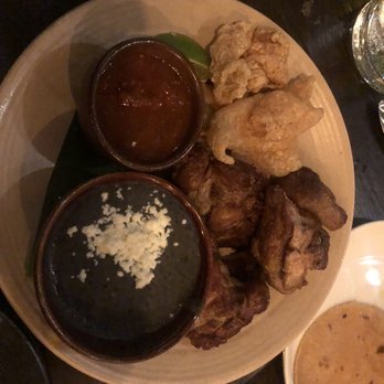 Flores Corte Madera - Pork plate - Mexican Near Me - Corte Madera, California Flores Corte Madera - Pork plate - Mexican Near Me - Corte Madera, California