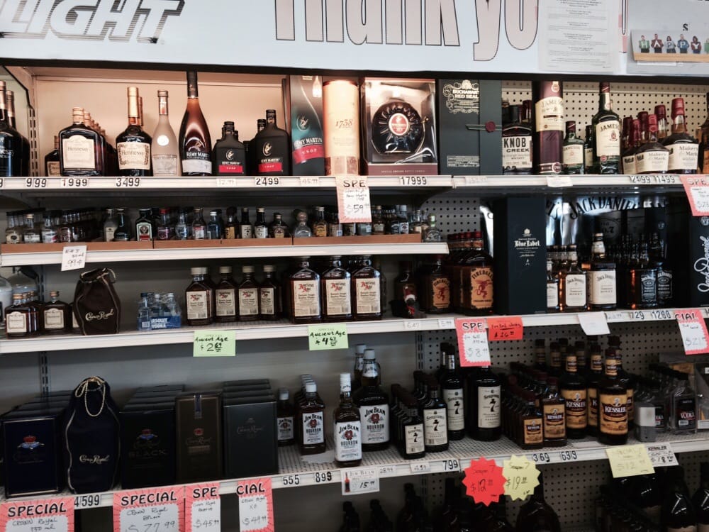 LIQUOR JUNCTION Updated May 2024 5092 W Shaw Ave, Fresno