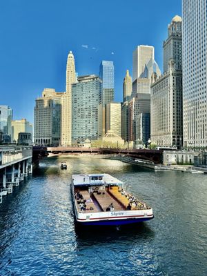 Chicago Riverwalk by null