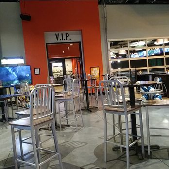 The BLVD - Vip - Bars Near Me - Bakersfield, California