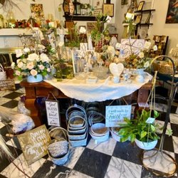 Findery Floral & Gift