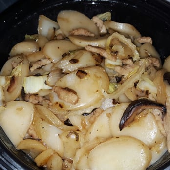 Mama Lee - Sautéed rice cakes with pork - Chinese Near Me - Bayside, New York