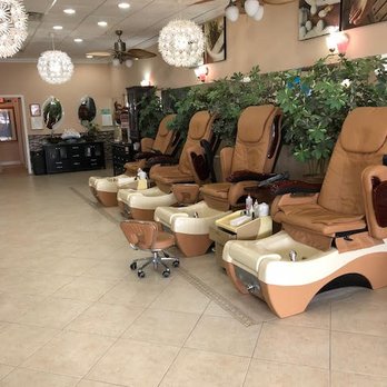 Crystal Nails - Nail Salons Near Me - Indianapolis, Indiana