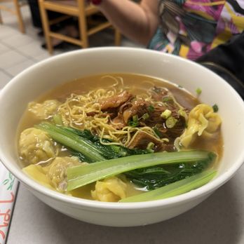 Bo’s Kitchen - Beef Brisket and Wonton Noodle Soup - Chicken Wings Near Me - Honolulu, Hawaii Bo’s Kitchen - Beef Brisket and Wonton Noodle Soup - Chicken Wings Near Me - Honolulu, Hawaii