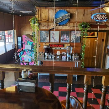 Conans Pizza North - View from "upper deck" - Pizza Near Me - Austin, Texas