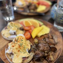 Orchid7 Fusion Bar & Grill - Steak Benedict