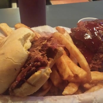 Pine Point Lodge - Sampler Platter!! Whoot Whoot - Barbeque Near Me - Iron River, Wisconsin