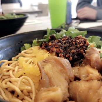 Wuhan Noodle 1950 - Chicken soft bone dry noodles. 1. Peanut butter base sauce 2. Hot sauce on top Overall 3/5 - Noodles Near Me - Markham, Ontario