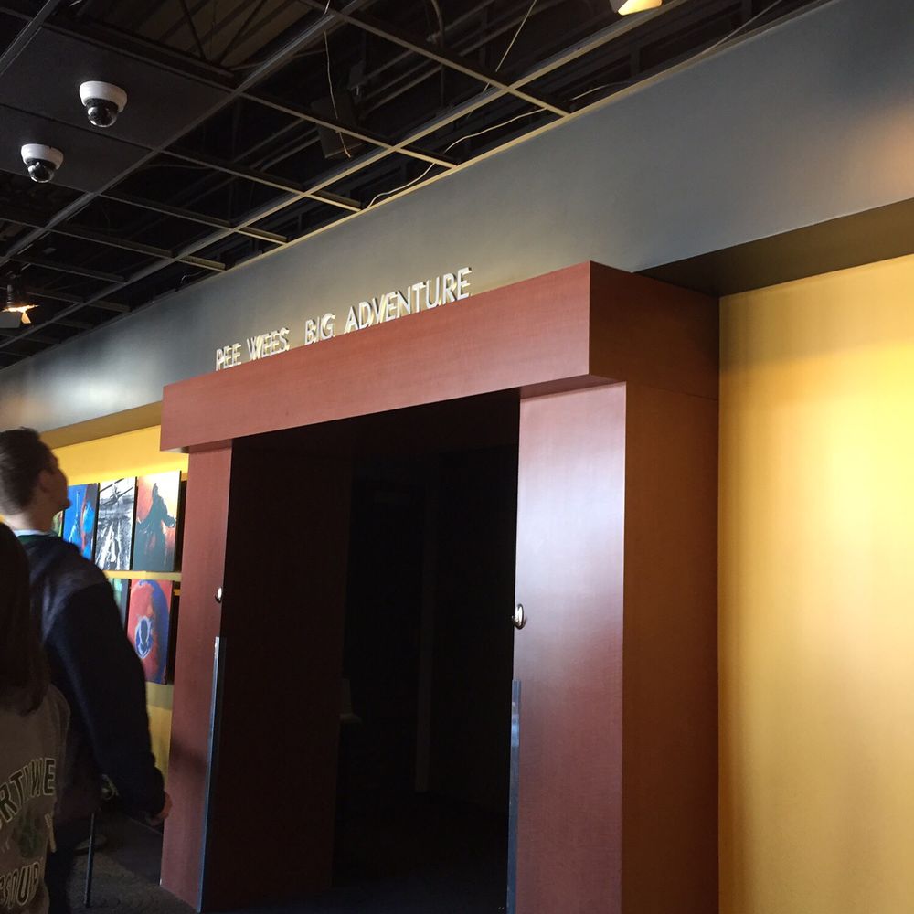 Fleur Cinema & Cafe - Cinema Near Me - Des Moines, Iowa