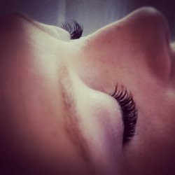 Lash Bar