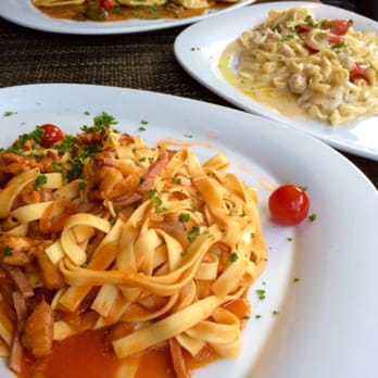 Trattoria La Grappa - The tagliatelle with chanterelles and suckling pig in tomato sauce - very good - with a 2007 Cannonau di Sardegna - Italian Near Me - Eisenach, TH