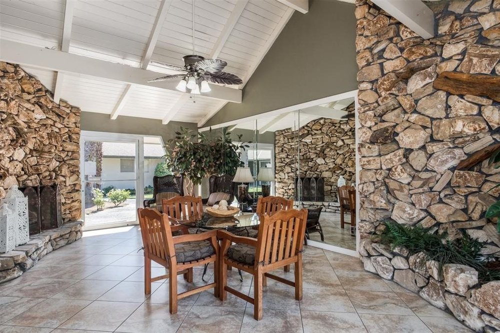 REEF APARTMENTS with 11 Reviews & 13 Photos 4888 N Glenn Ave, Fresno