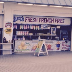 Chippys Fresh French Fries - And they take credit cards!