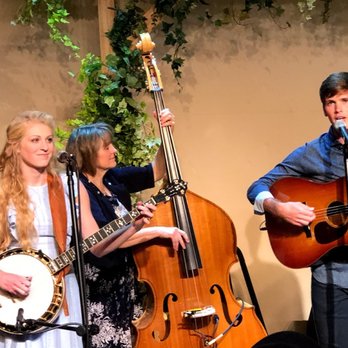 The Petersens - a group of people playing instruments - Music Venues Near Me - Branson, Missouri