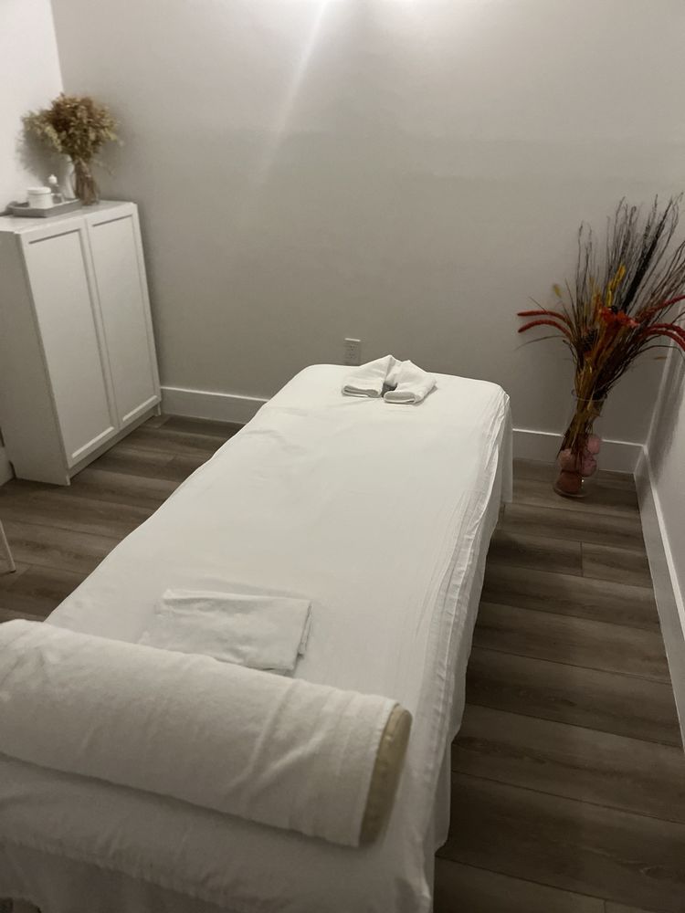 Amazing Massage & Spa