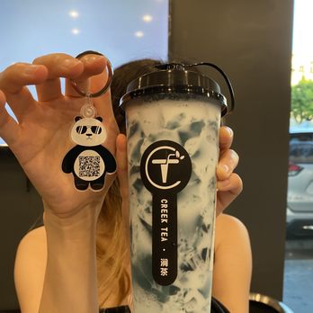 Creek Tea - Butterfly Pea Jelly with Coconut Milk - Ice Cream & Frozen Yogurt Near Me - Los Angeles, California