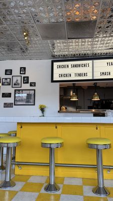 Yeanie's Burgers and Social by null