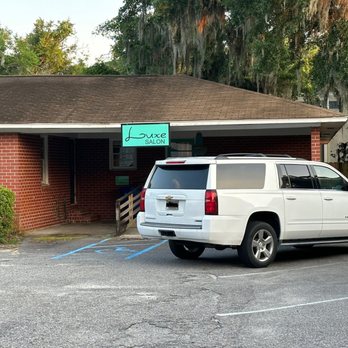 Luxe - A Meredith Claiborne Salon - Luxe salon - Hair Salons Near Me - Charleston, South Carolina Luxe - A Meredith Claiborne Salon - Luxe salon - Hair Salons Near Me - Charleston, South Carolina