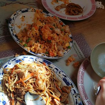China House - Chicken chow mein and chicken fried rice - Chinese Near Me - Lucerne Valley, California China House - Chicken chow mein and chicken fried rice - Chinese Near Me - Lucerne Valley, California