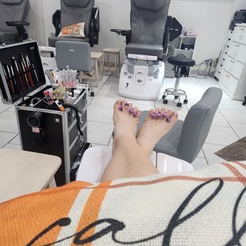 Grapevine Nails and Spa - Nail Salons Near Me - Grapevine, Texas