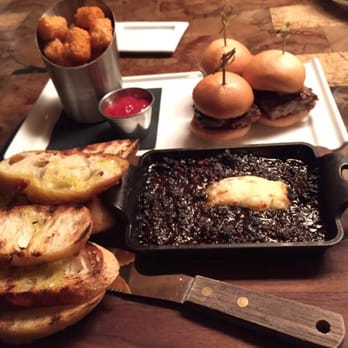 Carson Kitchen - Bacon jam, bison sliders with tater tots - New American Near Me - Las Vegas, Nevada Carson Kitchen - Bacon jam, bison sliders with tater tots - New American Near Me - Las Vegas, Nevada