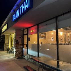 Raan Thai - Front.