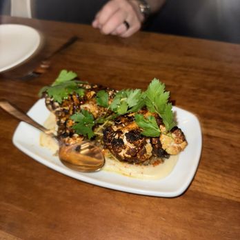 Hippo - American Near Me - Los Angeles, California