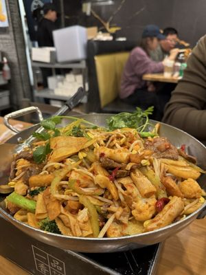 Tasty Dining by null