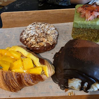 Croissante - Mango croissant, guava matcha cube, triple chocolate croissant, almond kougin amann - Cafes Near Me - Santa Clara, California