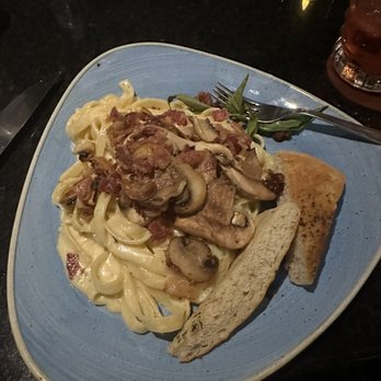 Brasa Viva - Fettuccine Alfredo - Steakhouses Near Me - Cabo San Lucas, BCS Brasa Viva - Fettuccine Alfredo - Steakhouses Near Me - Cabo San Lucas, BCS