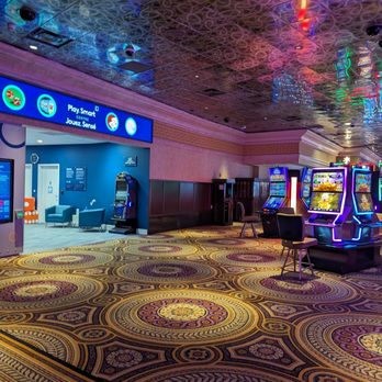 Caesars - Pizza Near Me - Windsor, Ontario Caesars - Pizza Near Me - Windsor, Ontario