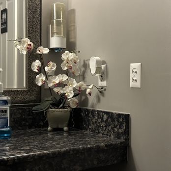 Cobblestone Ridge Family Dentistry - Restroom - General Dentistry Near Me - Macomb, Michigan Cobblestone Ridge Family Dentistry - Restroom - General Dentistry Near Me - Macomb, Michigan