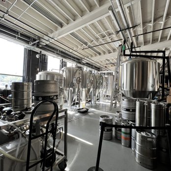 12 Bones Brewing - the inside of a brewery - Breweries Near Me - Arden, North Carolina 12 Bones Brewing - the inside of a brewery - Breweries Near Me - Arden, North Carolina