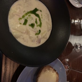 The Magnum Restaurant and Bar - Pubs Near Me - Edinburgh, EDH
