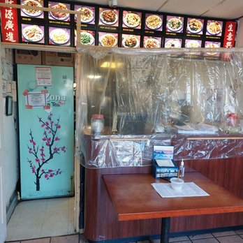 Ya Food Chan's Wok - Inside - Chinese Near Me - Lodi, New Jersey